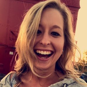Meet your Posher, Allison